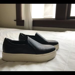 Dr. Scholl's Kinney Black Slipon Sneakers Size 7.5